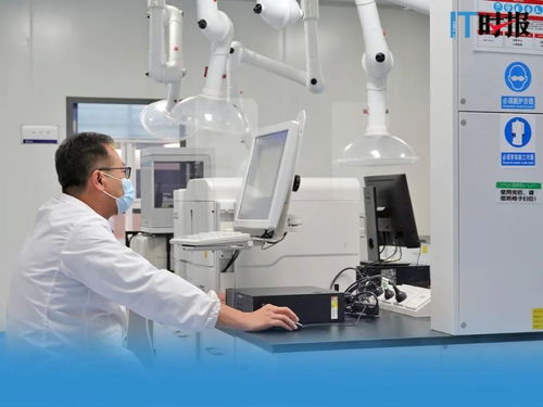 人工智能打破醫(yī)藥研發(fā)“雙十定律” 基礎(chǔ)軟件開發(fā)的革命性力量